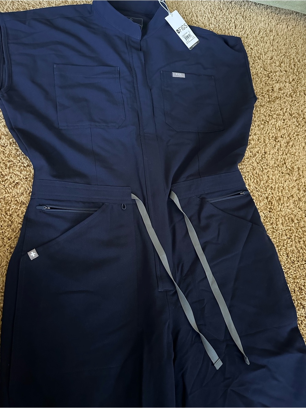 NWT FIGS Navy Rafaela Cargo Jumpsuit M - Picture 4 of 10